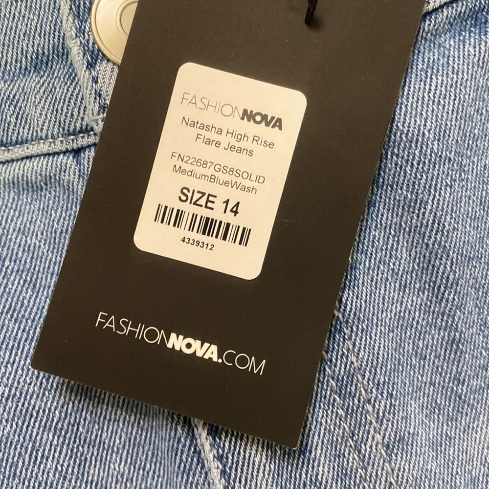 NWT FASHION NOVA 14 Natasha High Rise Flare Jeans in light wash, low stretch